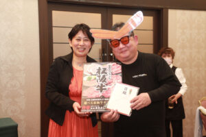 4U賞受賞 堺谷さん