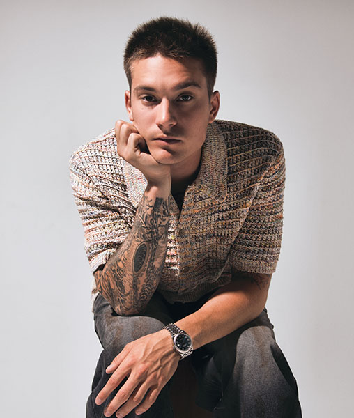 Cameron Whitcomb （キャメロン・ウィットコム）