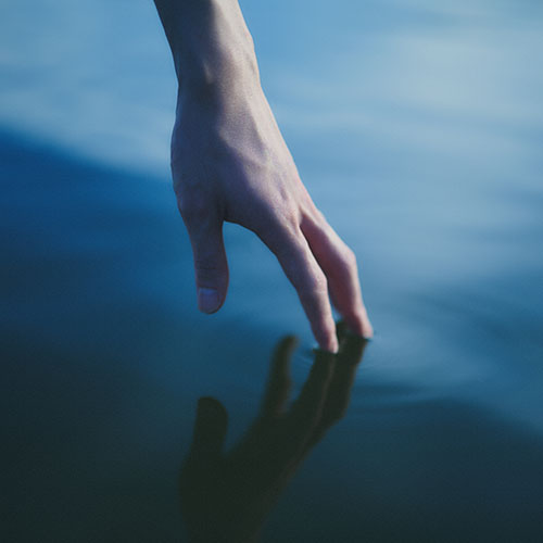 「海鳴り」katawara